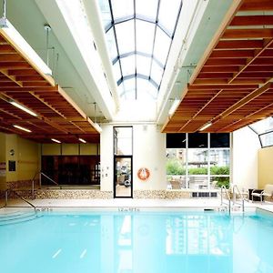Landis Hotel And Suites